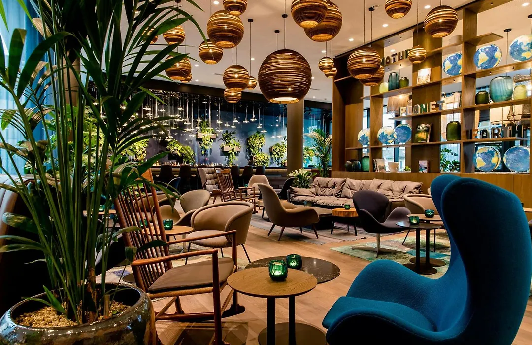 Motel One Bonn-Hauptbahnhof-1