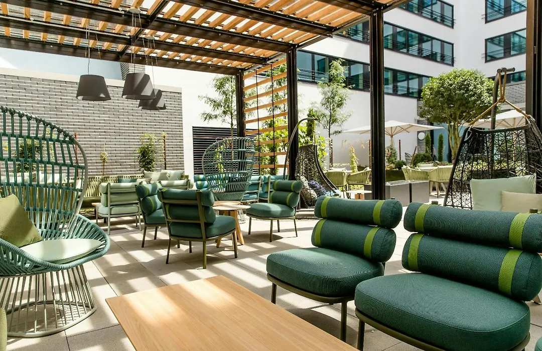 Motel One Stuttgart-Hauptbahnhof-1