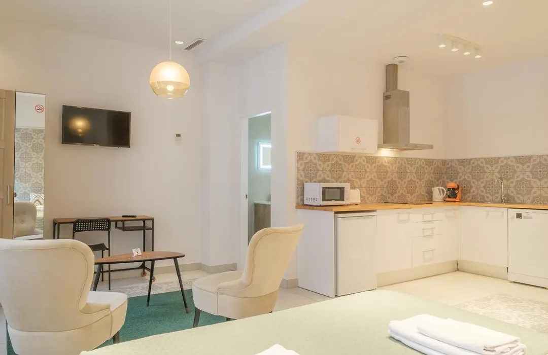 Gorgeous Apartment Close To City Centre-1