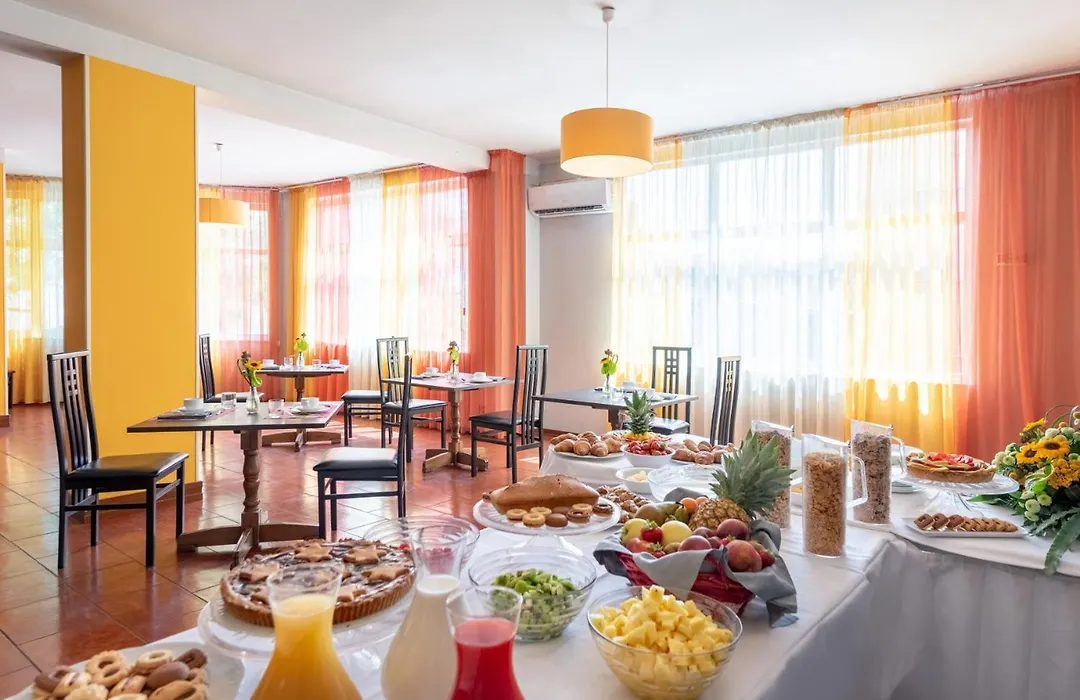 Hotel Roma-1