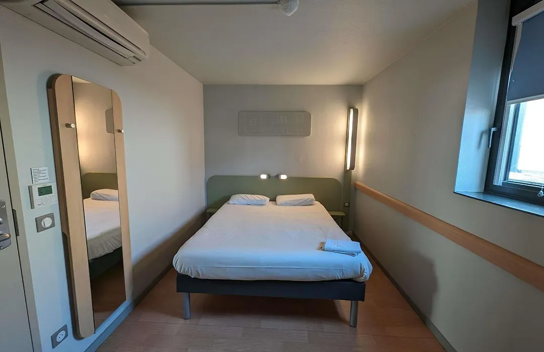 Ibis Budget Clermont Ferrand - Le Brezet - Aeroport-1