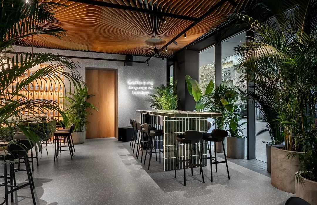 Graffit Gallery Design Hotel-1
