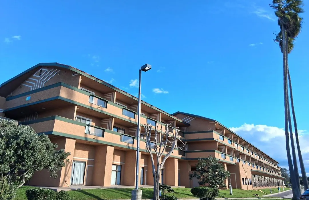 Holiday Inn Express Hotel & Suites Ventura Harbor By Ihg-1