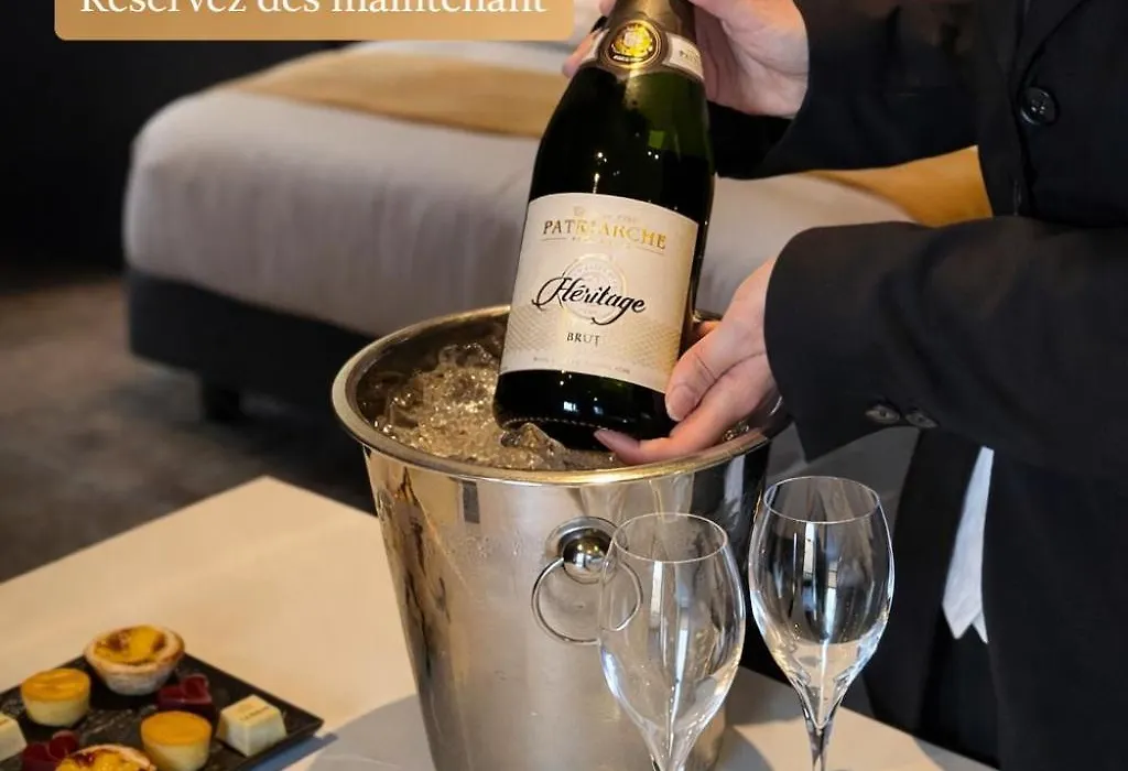 La Reine Hotel & Restaurant-1
