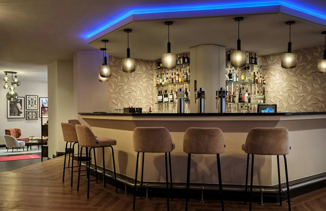 Leonardo Hotel Hamburg Elbbrücken-1