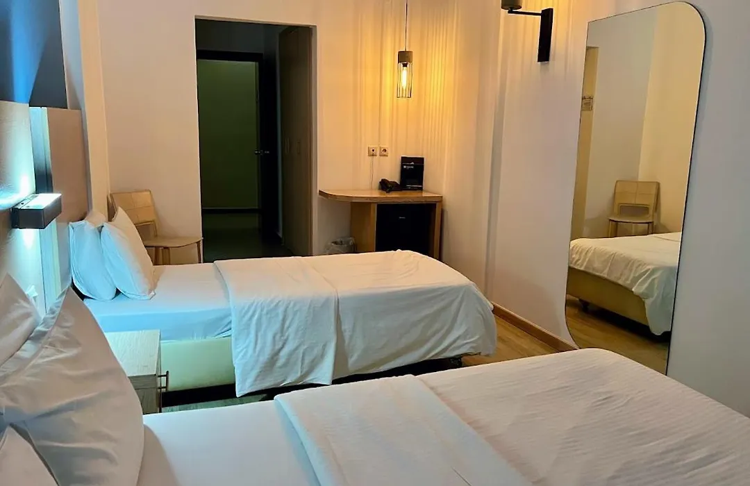 Rotonda Hotel-1