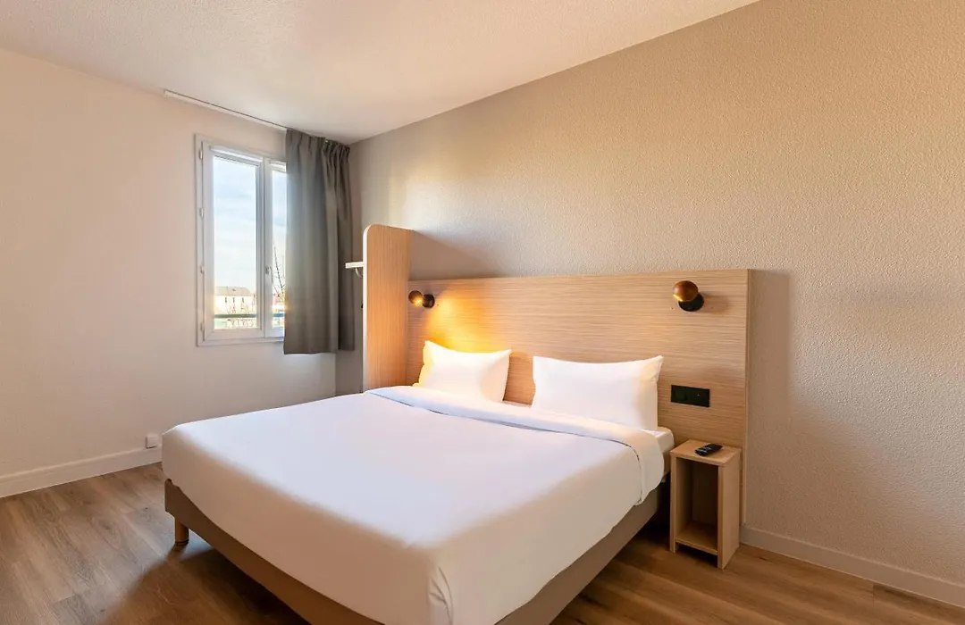 Kyriad ECO - Marne-la-Vallée Bussy-Saint-Georges-1