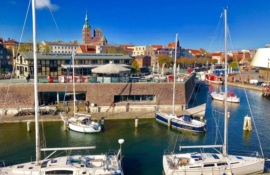 Hotel Kontorhaus Stralsund-1