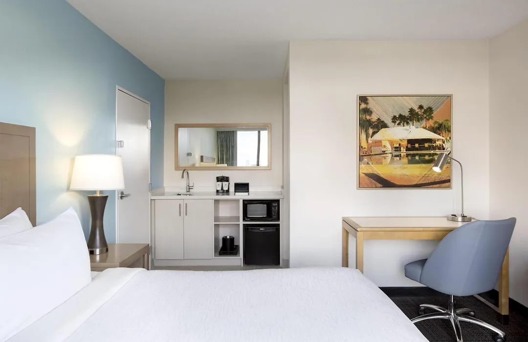 Embassy Suites By Hilton Tampa Airport Westshore-1