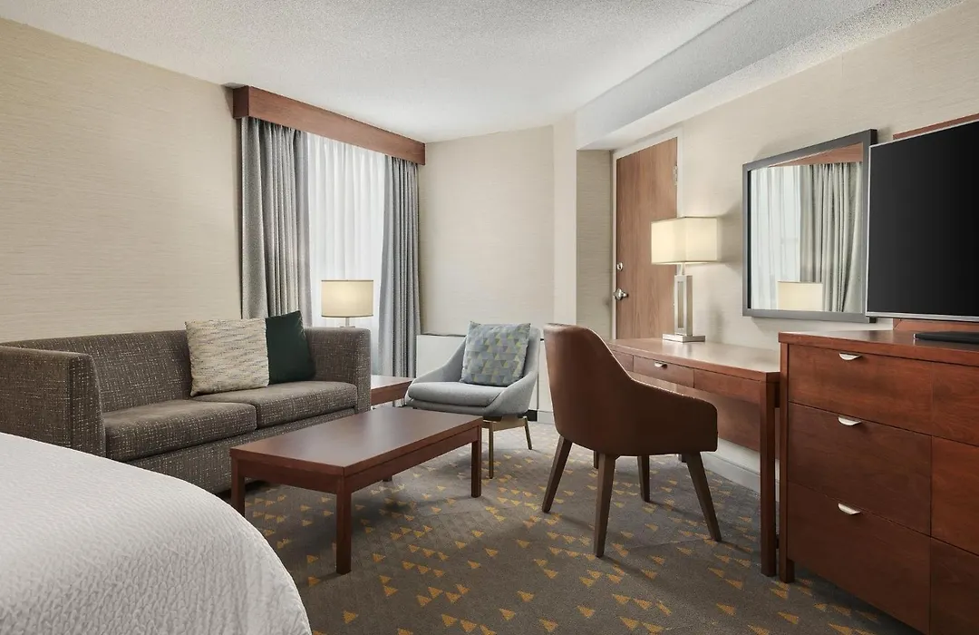Holiday Inn Oakville Centre By Ihg-1