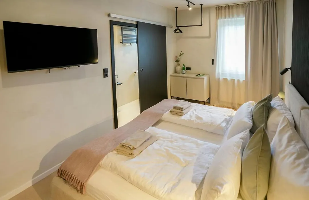 Boutique Hotel An Der Mosel - Ehemalig Hotel Kreuter-1