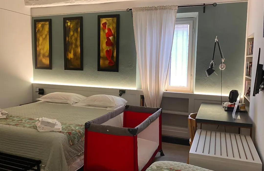Duccio Nacci Rooms- Guesthouse-1