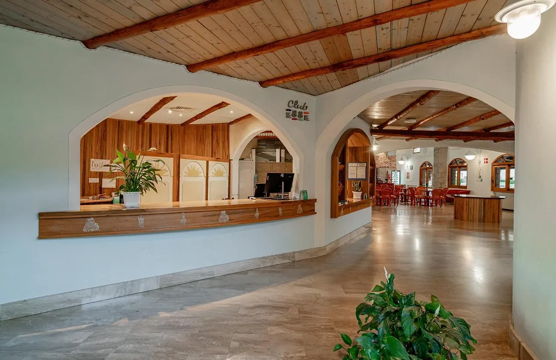 Club Esse Posada-1