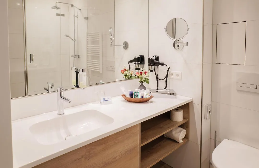Best Western Comfort Business Hotel Duesseldorf-Neuss-1