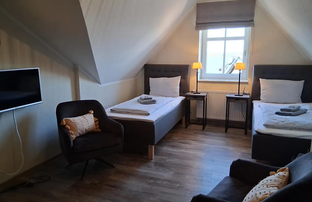 Schlosshotel&Dependance-Himmelreich Braunfels-1