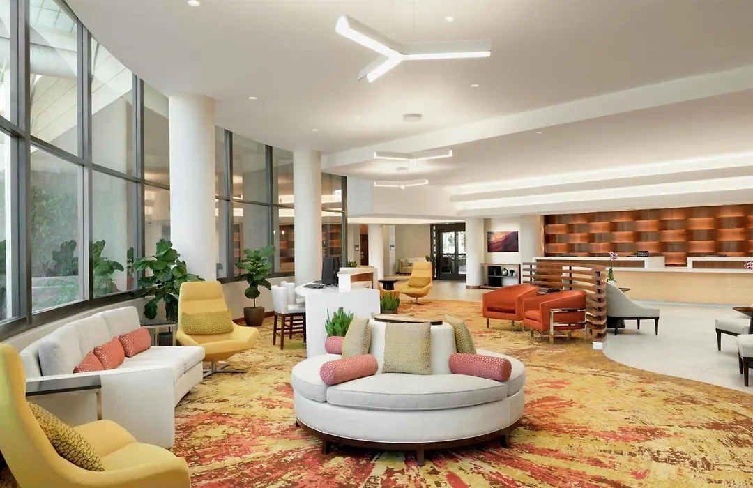 Doubletree Suites By Hilton Phoenix-1
