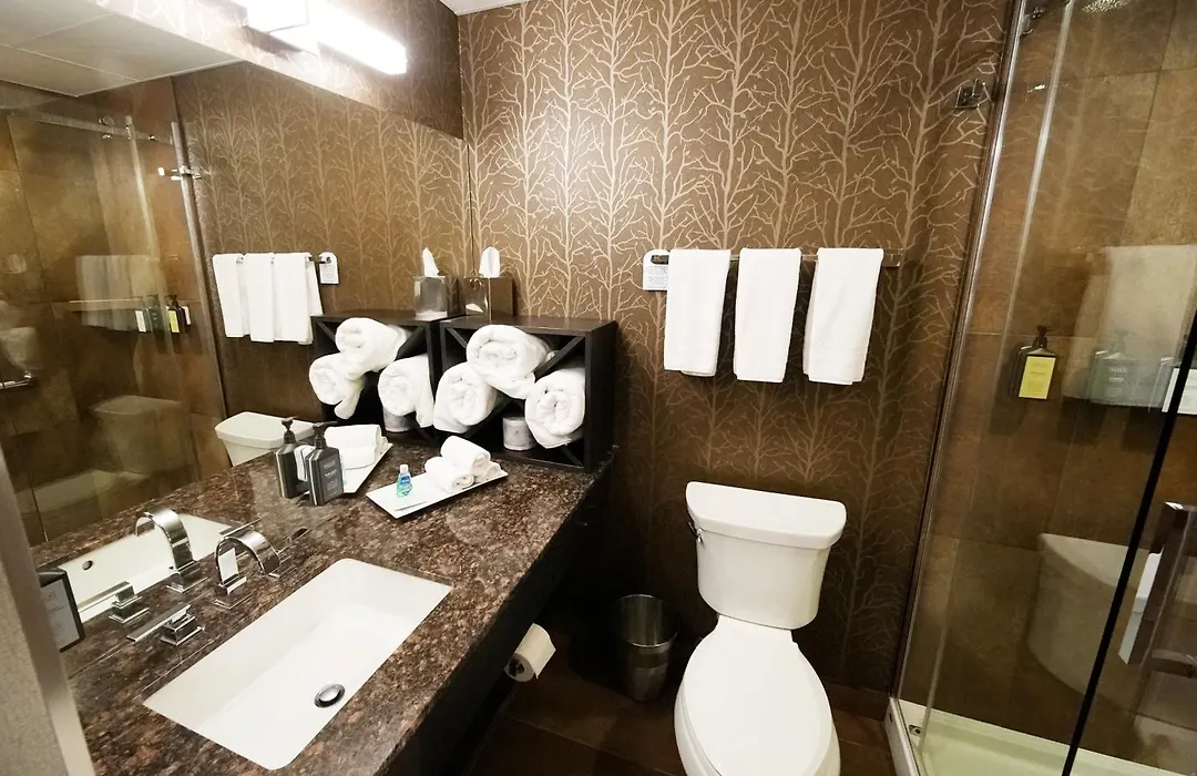 Hotel Blackfoot-1