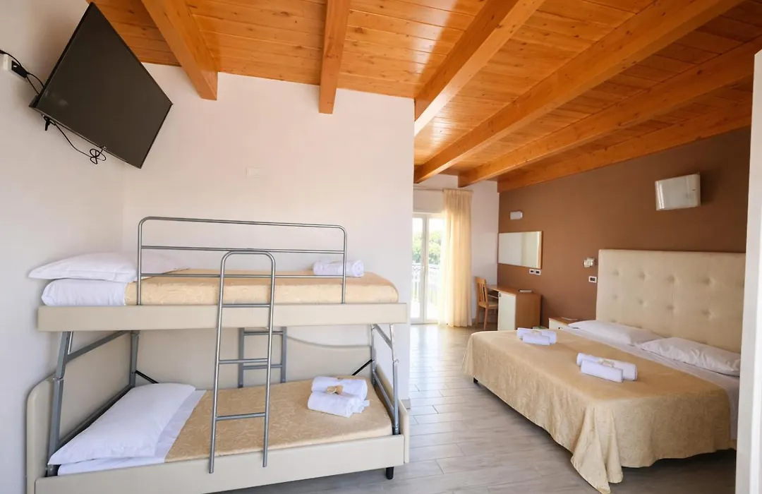 Hotel Favorita Easy Stay B&B-1