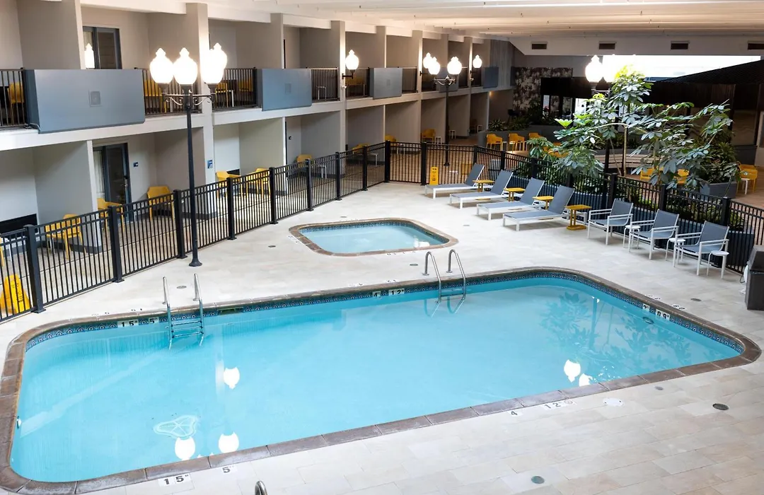Doubletree By Hilton Austin, Mn-1