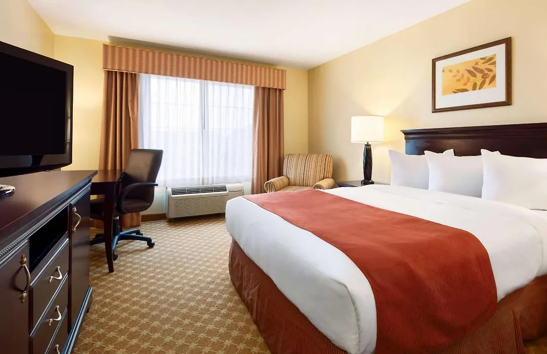 Country Inn & Suites By Radisson, Clinton, Ia-1