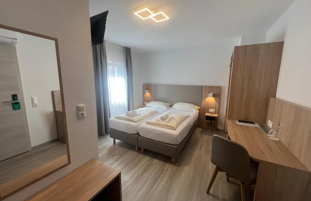 Hotel Kriemhilde-1