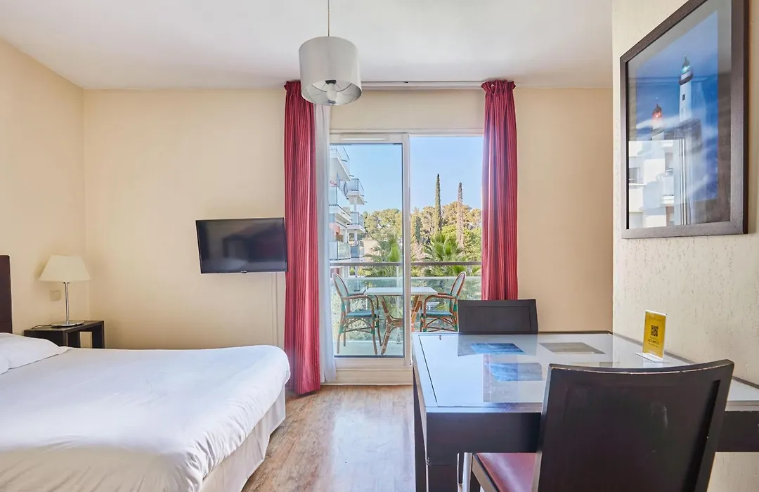 Appart'hôtel Odalys City - Antibes Olympe-1