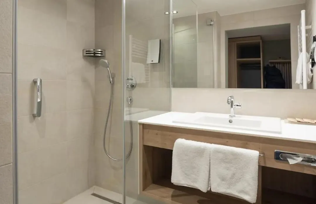Hotel Bayerischer Hof-1