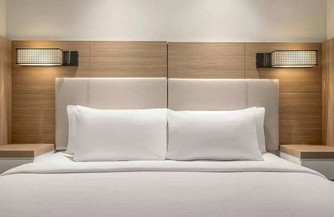 Springhill Suites Fresno-1
