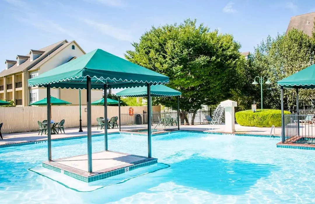 French Quarter Resort By Coolvacay-1