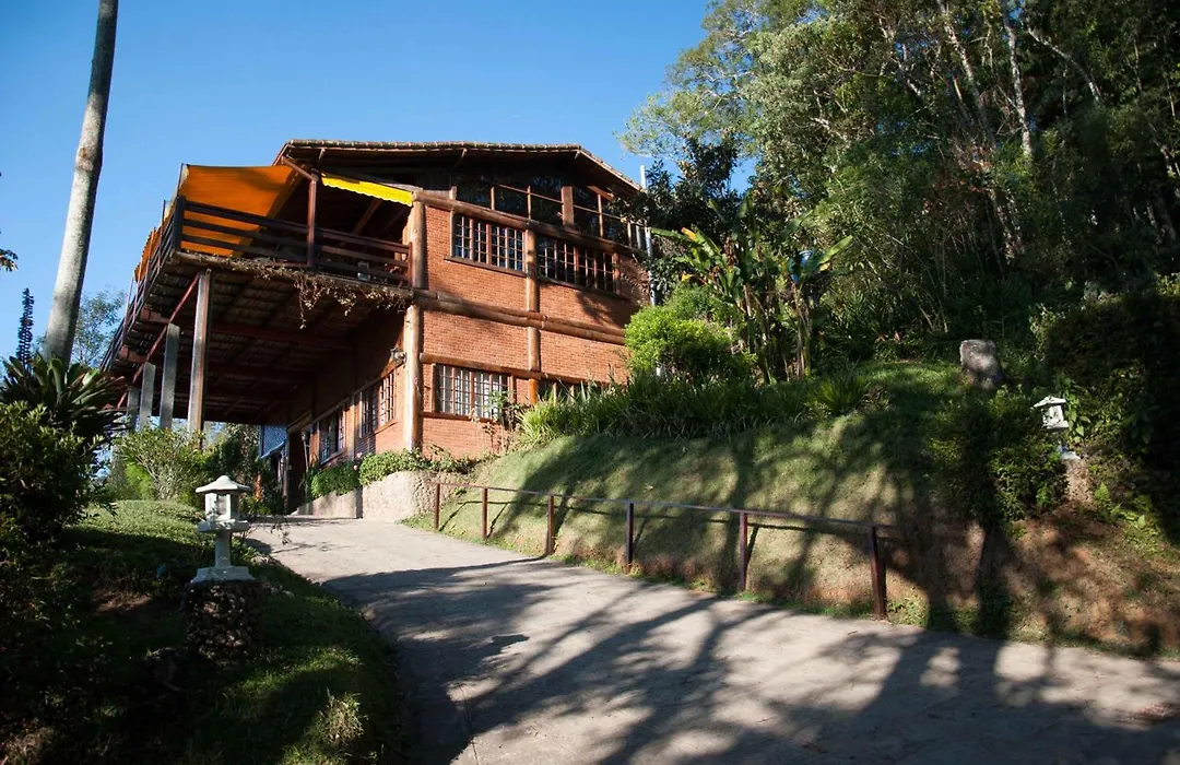 Spa e Hotel Fazenda Gaura Mandir-1