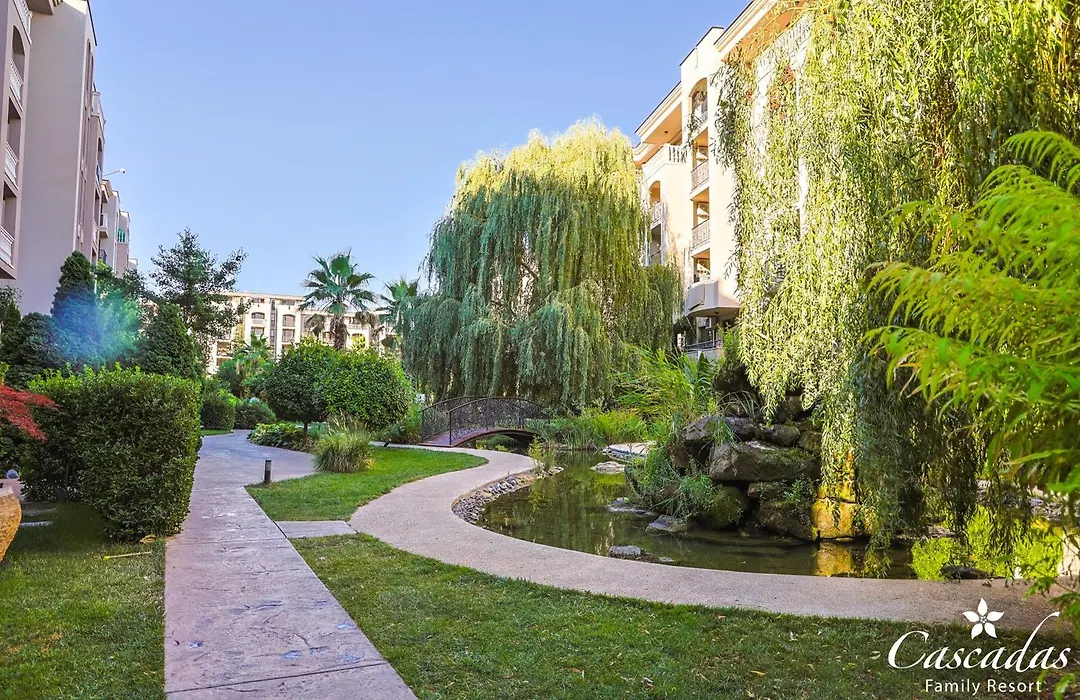 Cascadas Family Resort-1