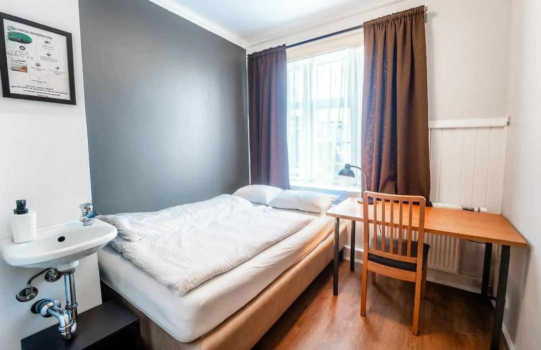 Guesthouse Aurora-1