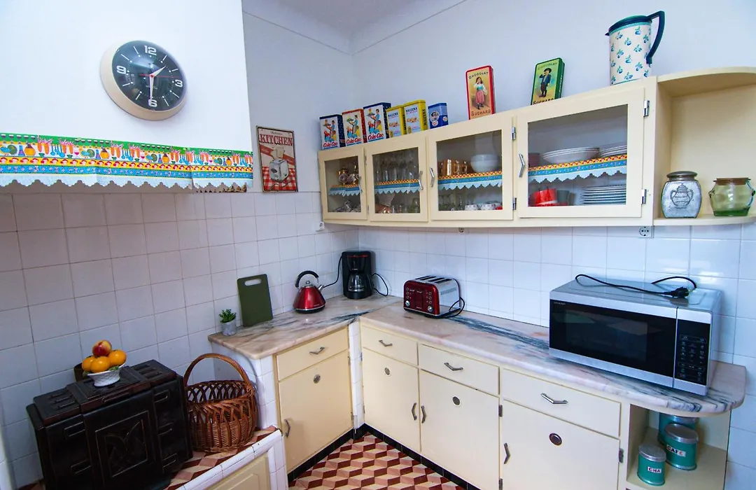 Guest House D'Avenida-1