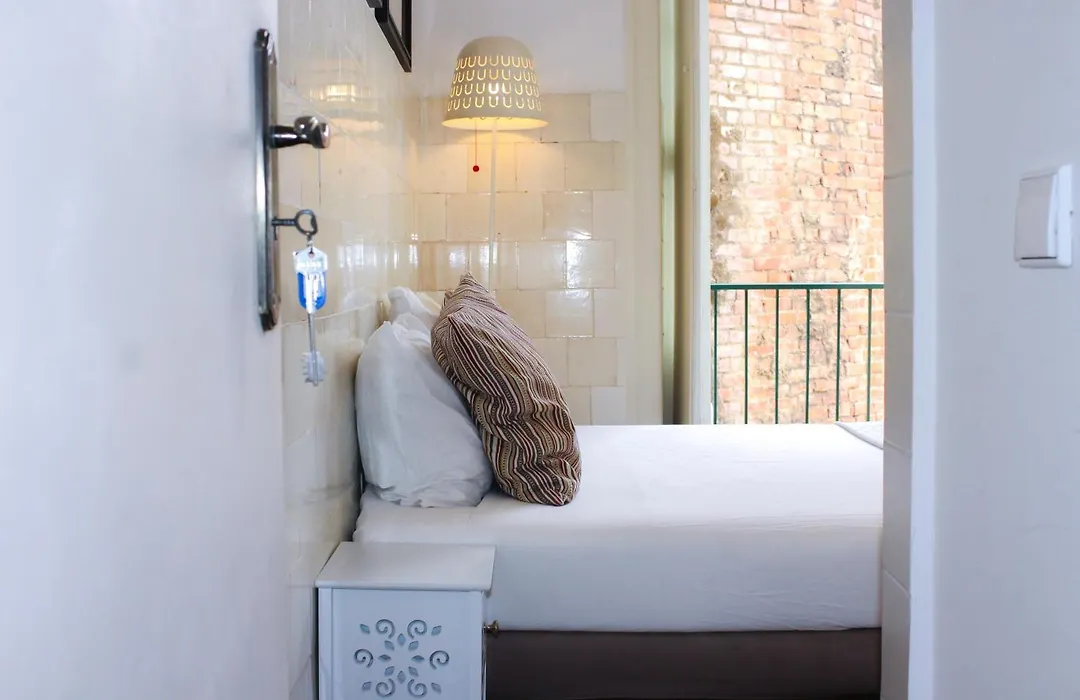 The Color Hostel-1