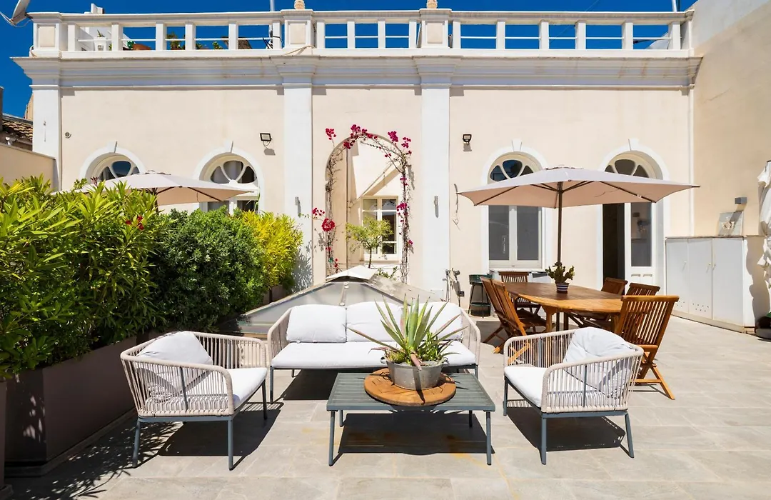 Fra Cielo E Mare Boutique Rooms-1