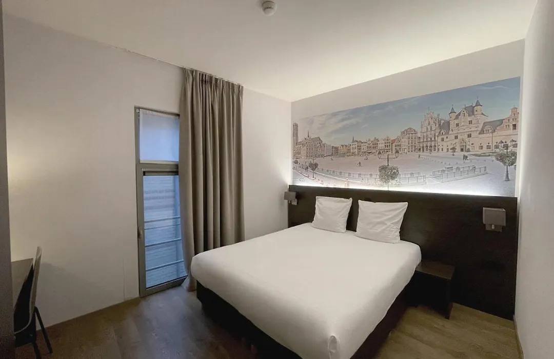 3 Paardekens - B&B City Centre Hotel-1