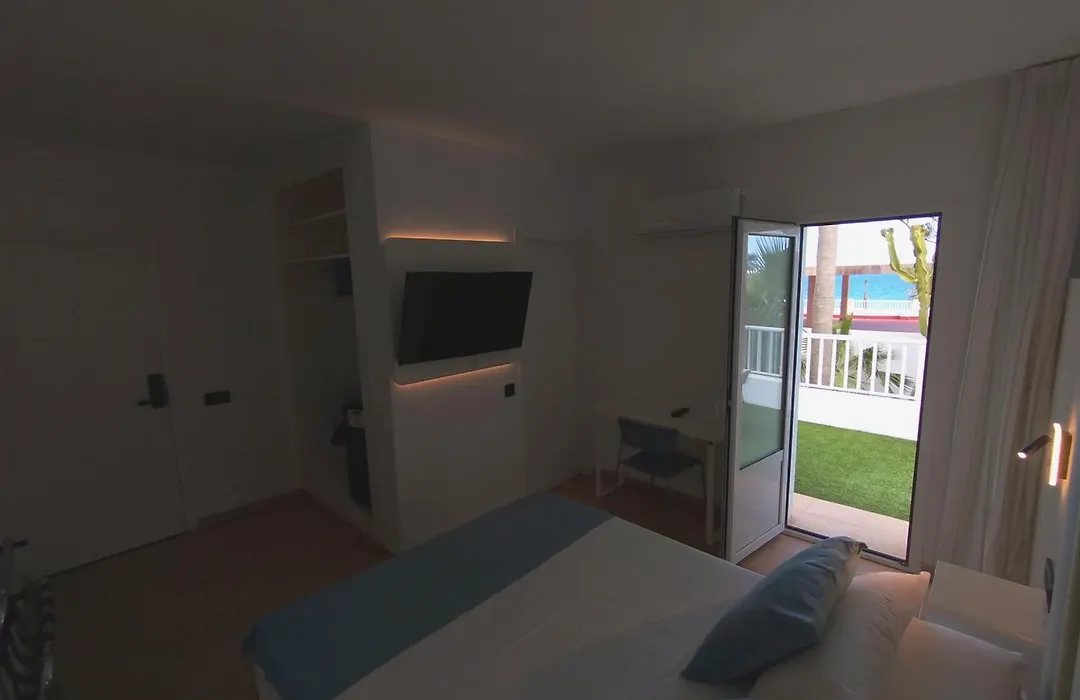 Smart Hotel Cabo Sur-1