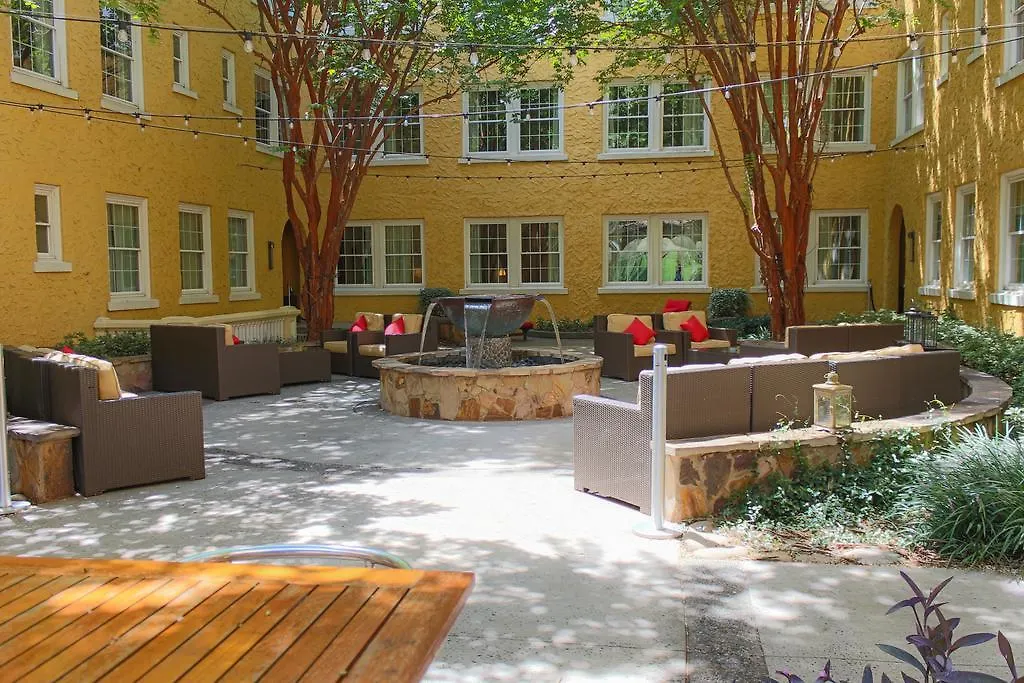 Artmore Hotel-1