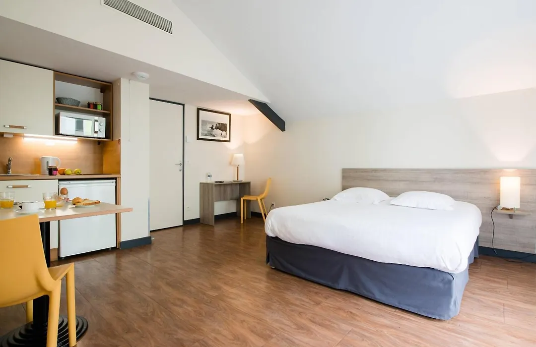 Zenitude Hôtel-Résidences Les Portes de l'Océan-1