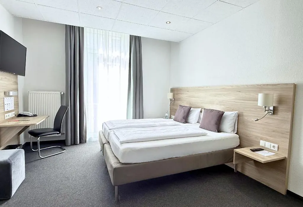 Hotel Hohenstaufen-1