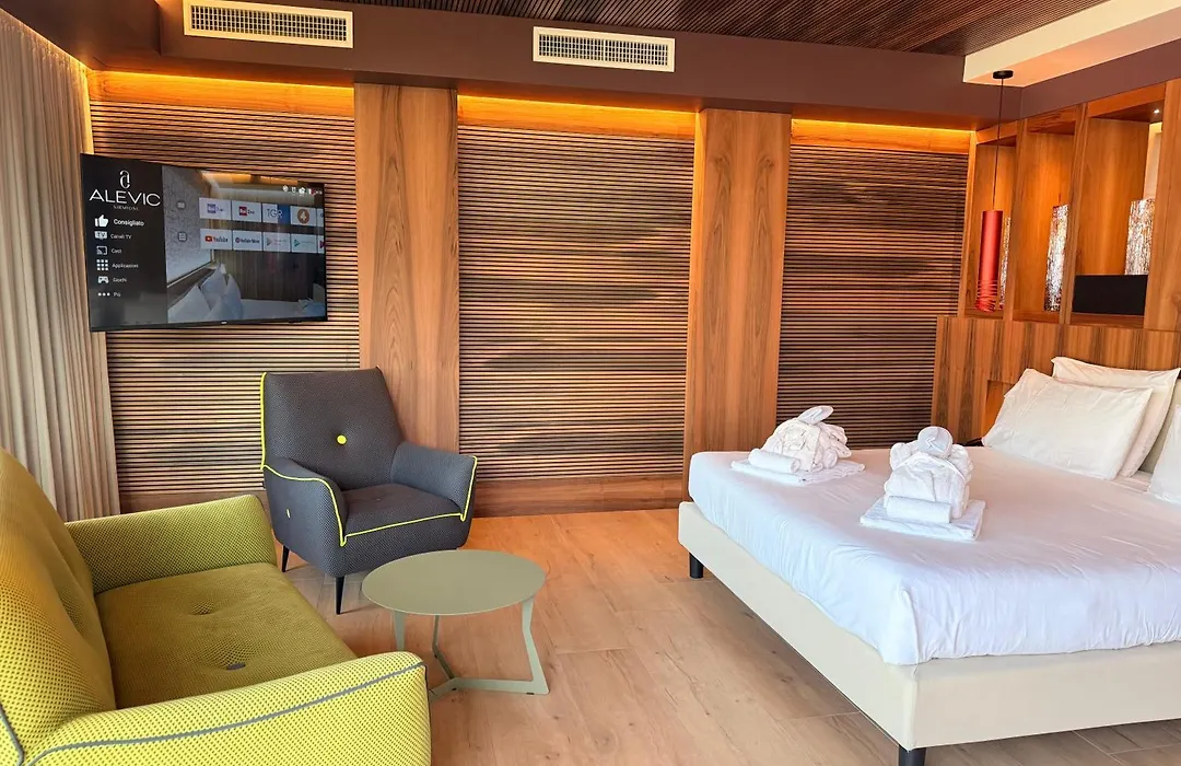 Alevic Hotel Sirmione-1