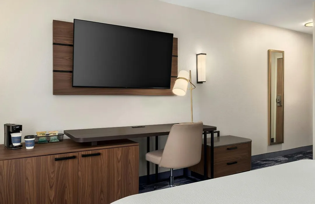 Fairfield Inn & Suites Indianapolis Airport-1