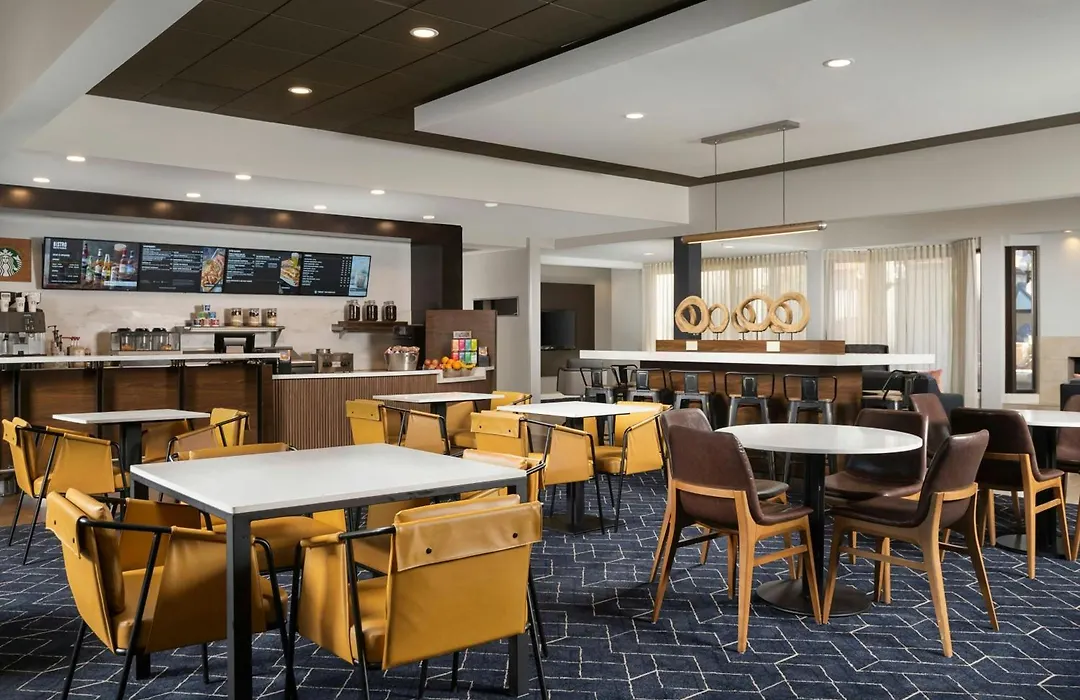 Courtyard By Marriott Albuquerque Airport-1