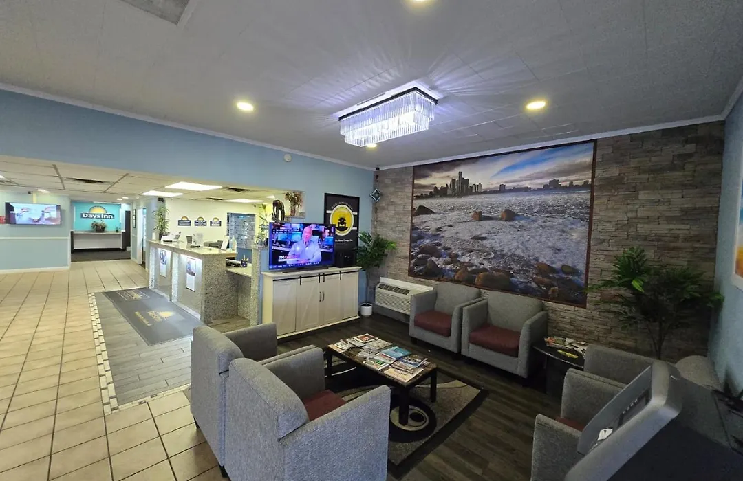 Days Inn By Wyndham Livonia Canton Detroit-1