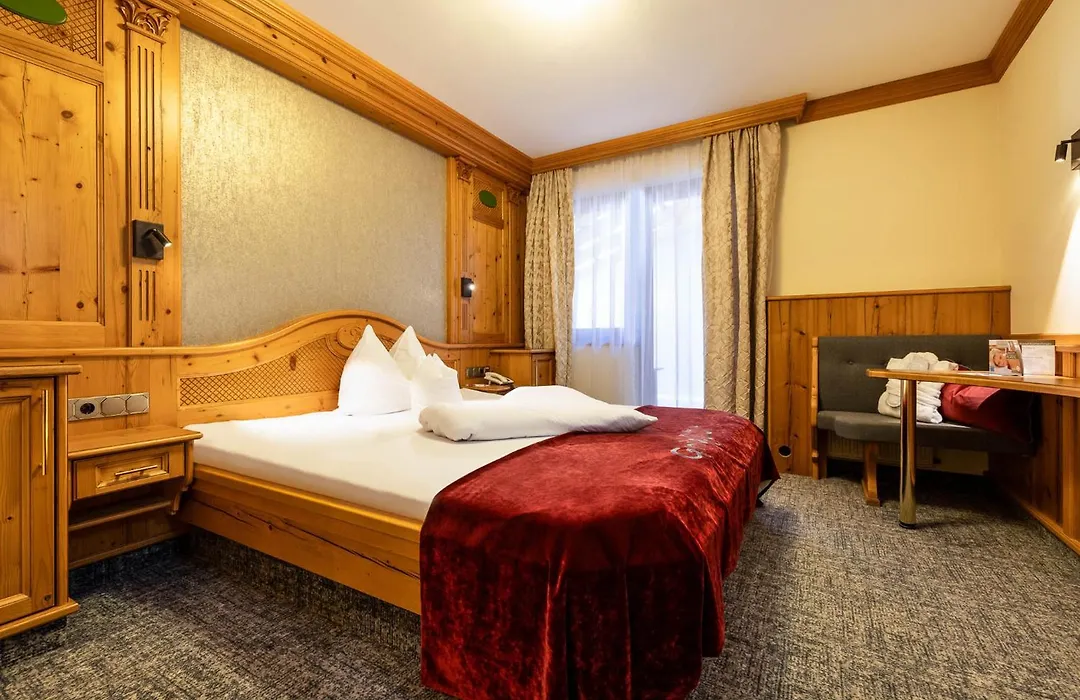 Hotel Alpenrose-1