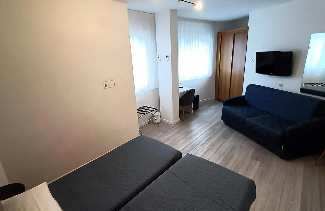 Hotel Everest Arco-1