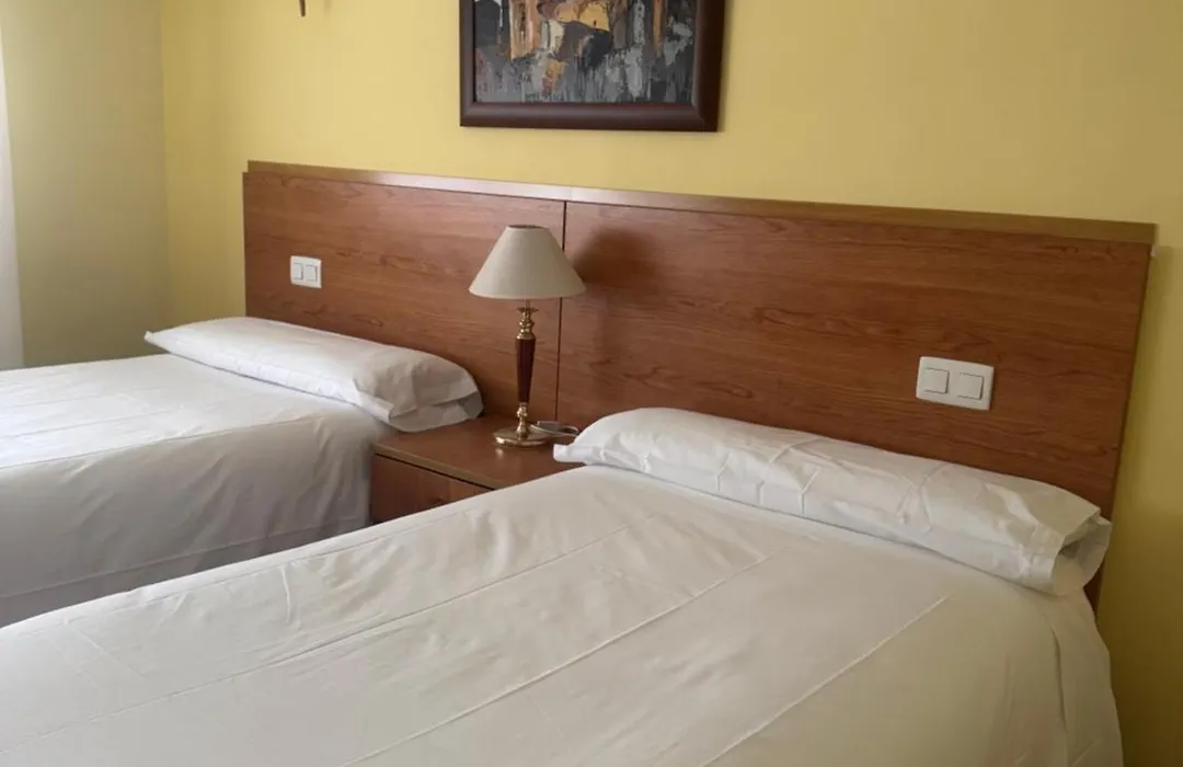 Hostal El Volante-1