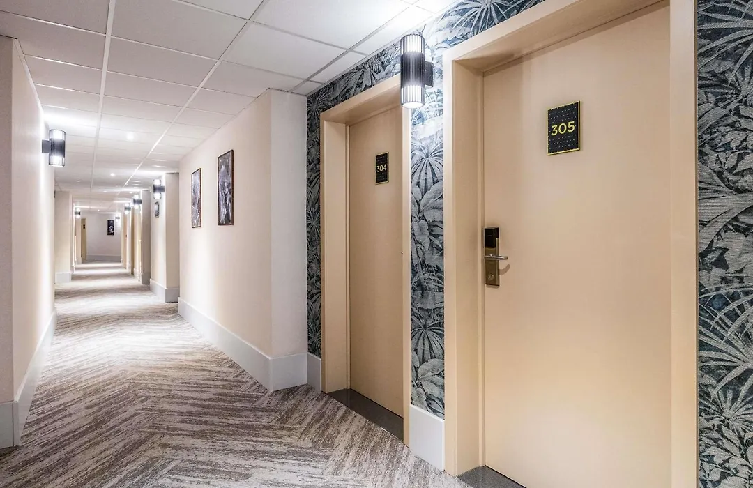ibis Styles Hotel Brussels Centre Stéphanie-1