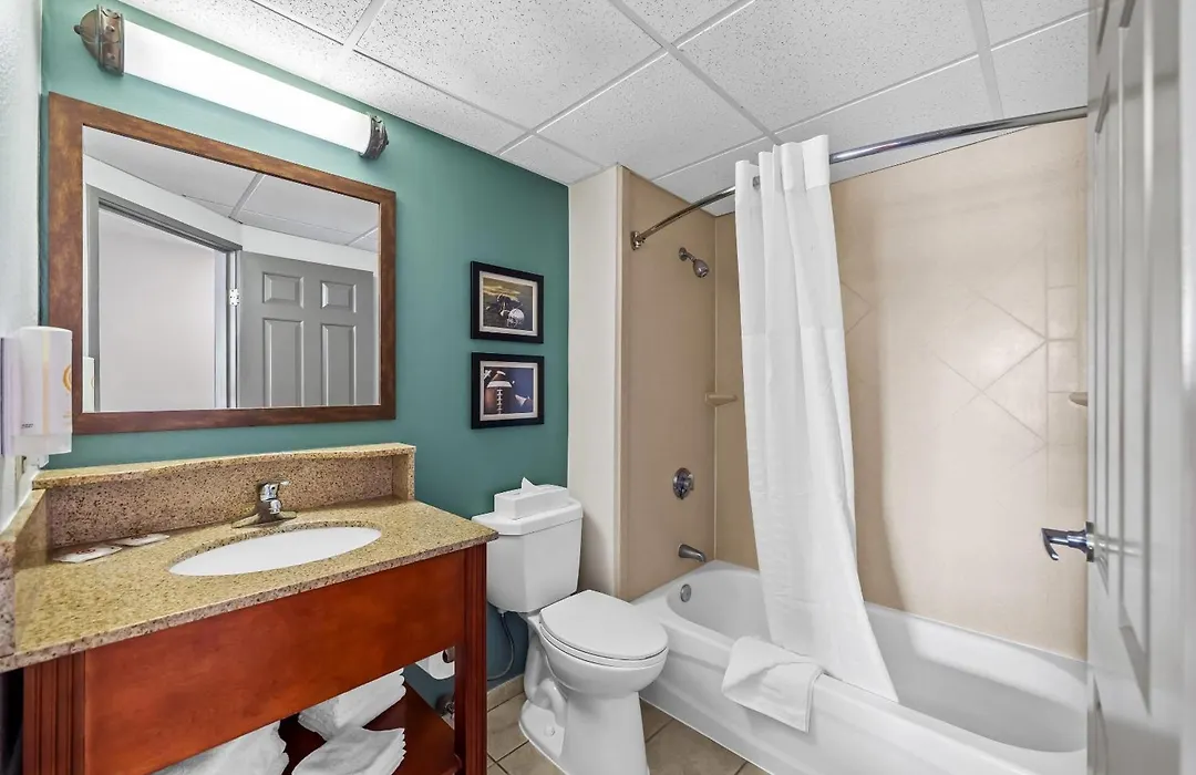 Comfort Inn Foxboro - Mansfield-1