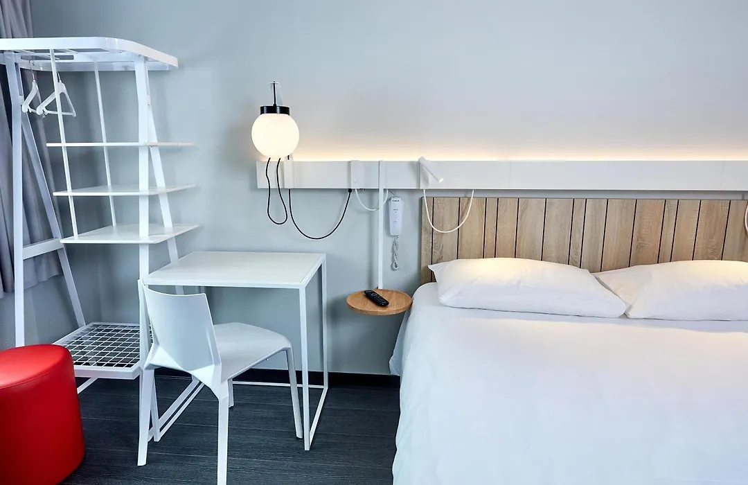ibis Auxerre Centre-1